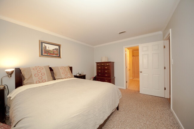 Foto del edificio - 244 13th St NE