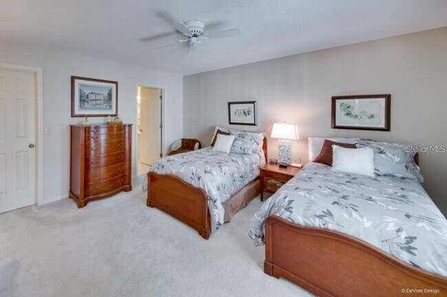 Building Photo - 2410 S Glen Eagles Dr
