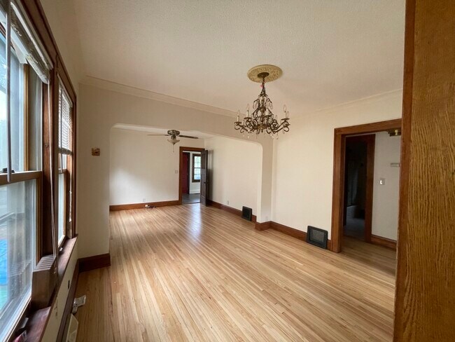 Foto del edificio - 3029 Central Ave NE