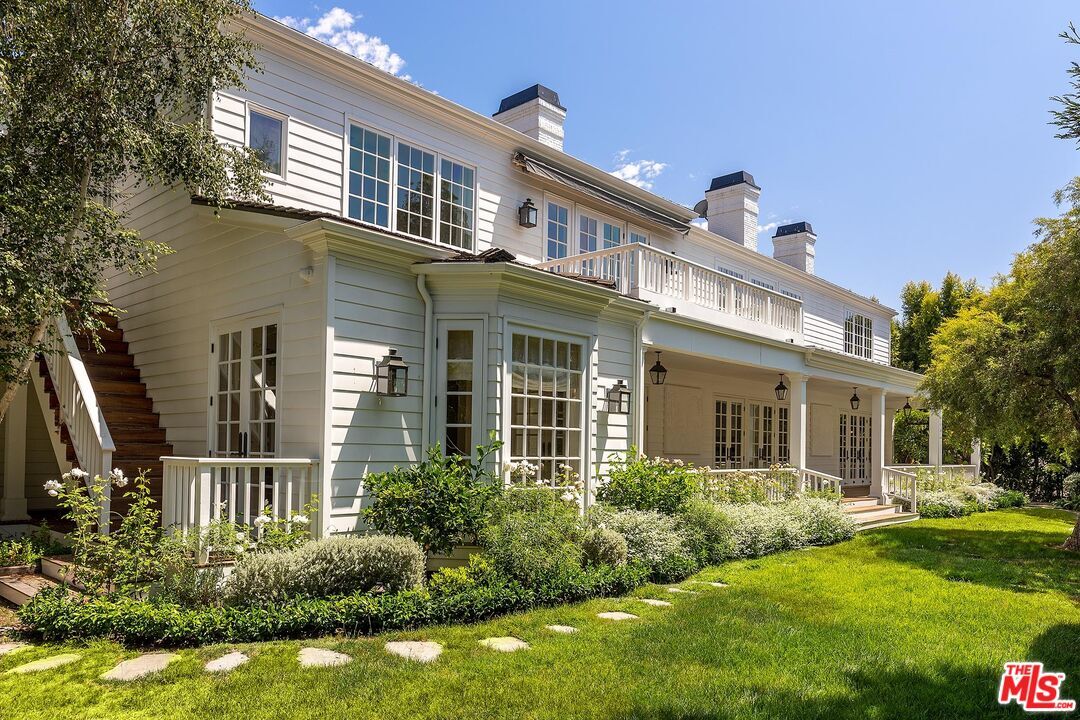 Primary Photo - 555 N Tigertail Rd
