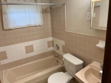 Foto del edificio - 239 Waddell Cir