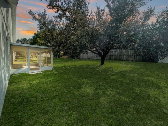 Foto del edificio - 436 China Berry Circle, Davenport, FL 33837