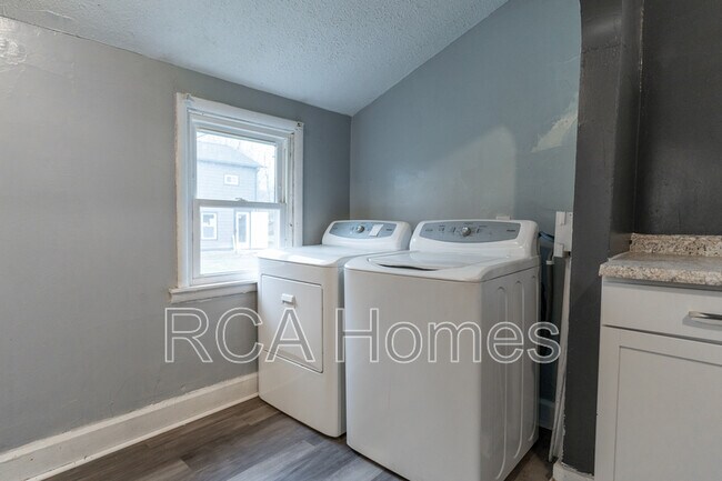 Photo - 3319 W 9th St House