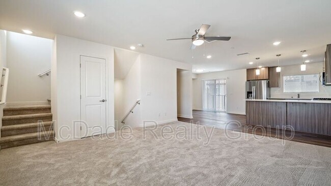 Building Photo - 9946 Buena Vista Ave