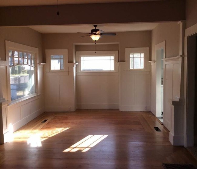 Building Photo - 2 br, 2 bath House - 801 N Safford