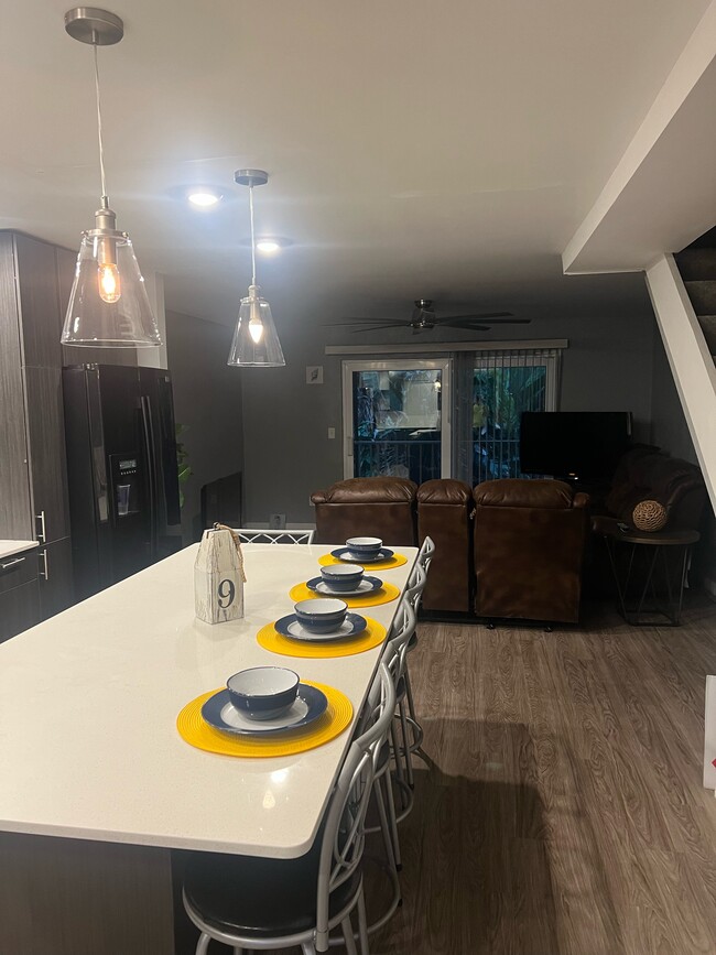 Foto del edificio - 144 S Halifax Ave