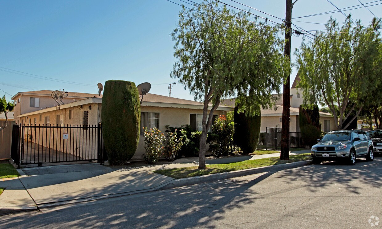 Building Photo - 18426 Corby Ave