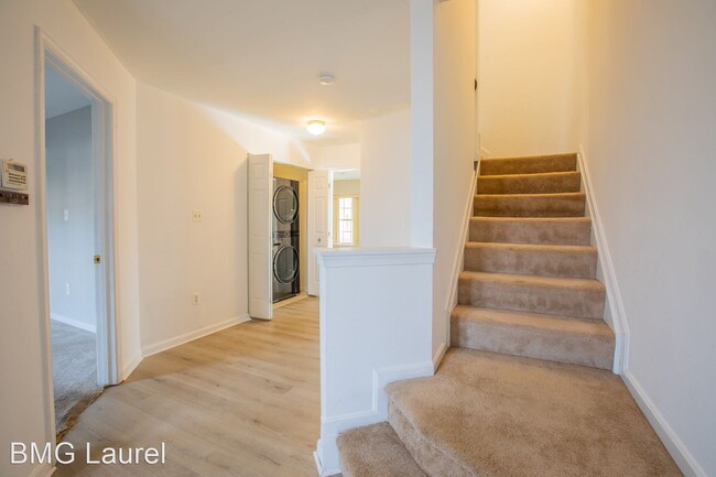 Foto del edificio - 4 br, 3.5 bath House - 1031 Carbondale Way
