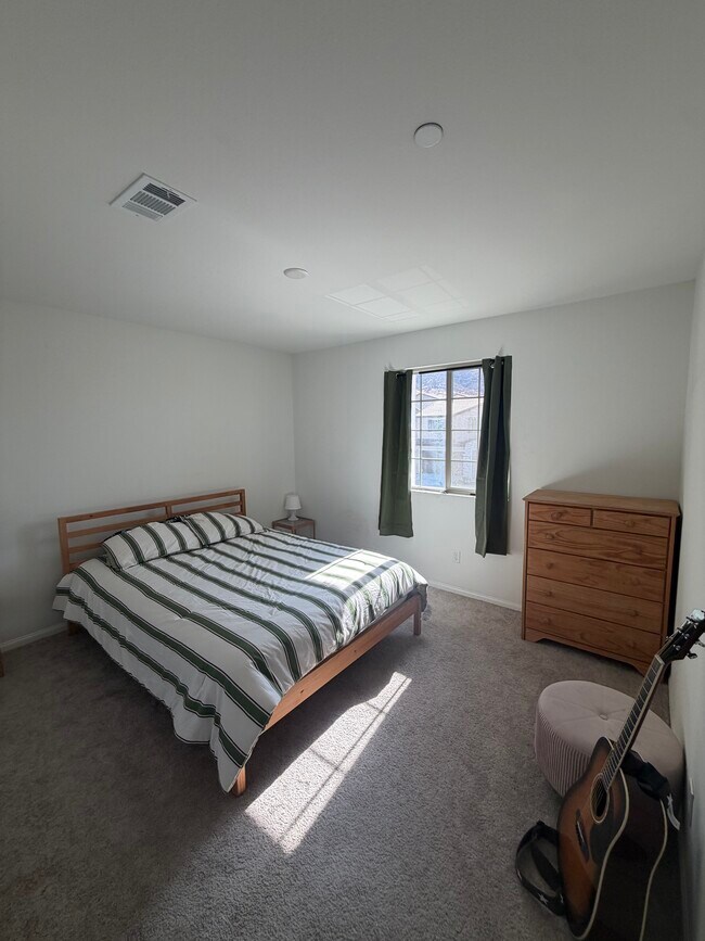 Building Photo - 27420 Golden Nugget St