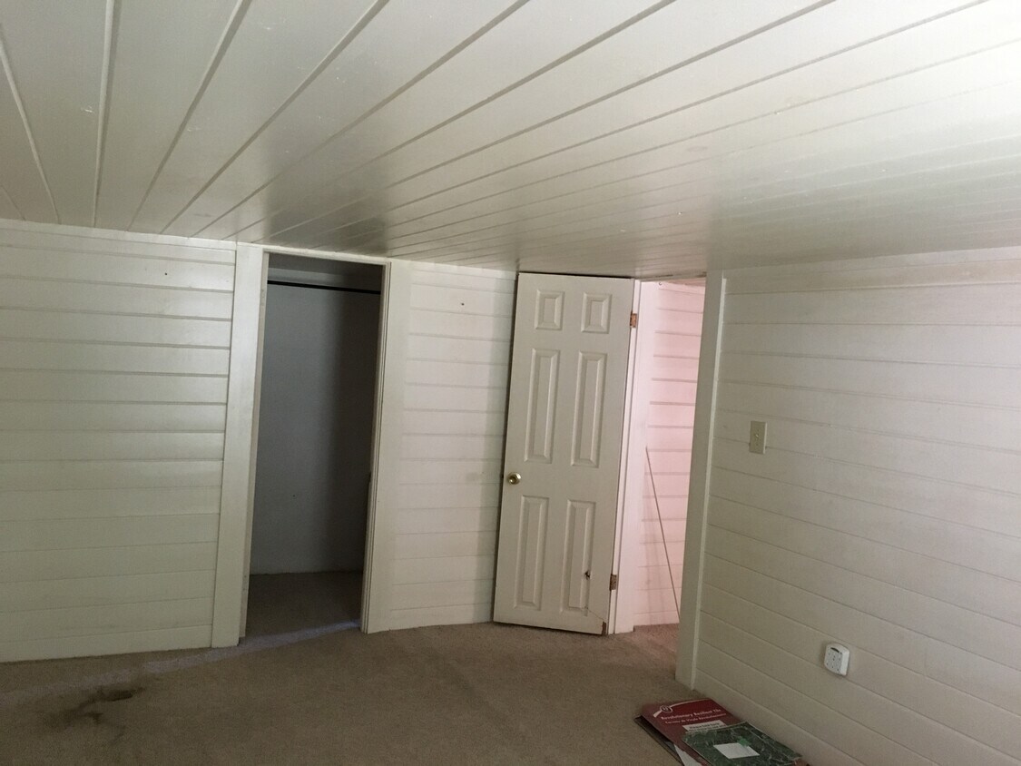 Foto del edificio - 658 Avenue B NW