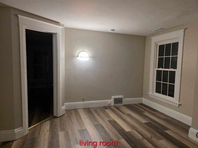 Foto del edificio - 1332 Poplar Pl