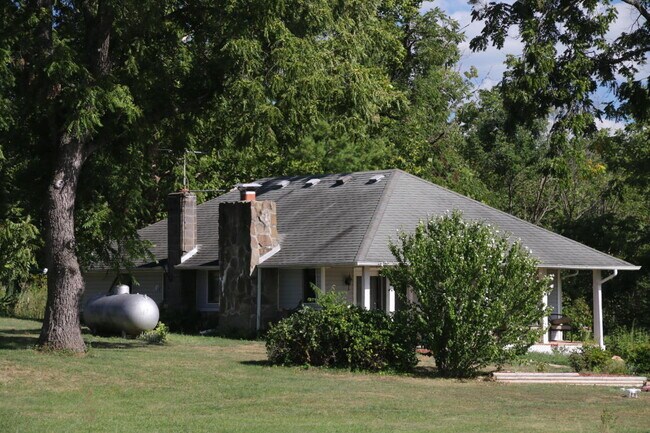Foto del edificio - 3851 E Mt Zion Church Rd