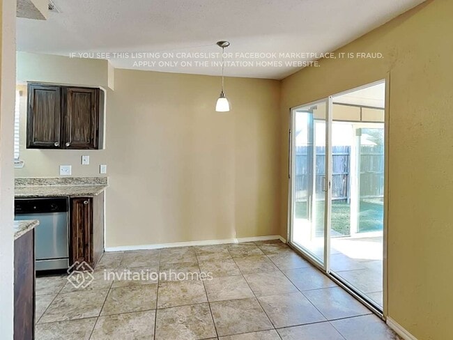 Foto del edificio - 4640 Wineberry Dr