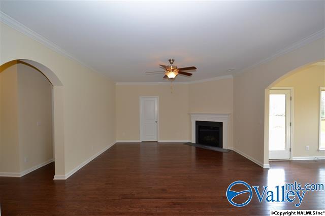Building Photo - 15020 Lakeside Trail SW