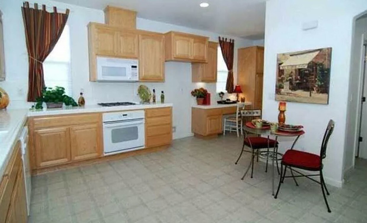 Building Photo - 1601 Welford Cir