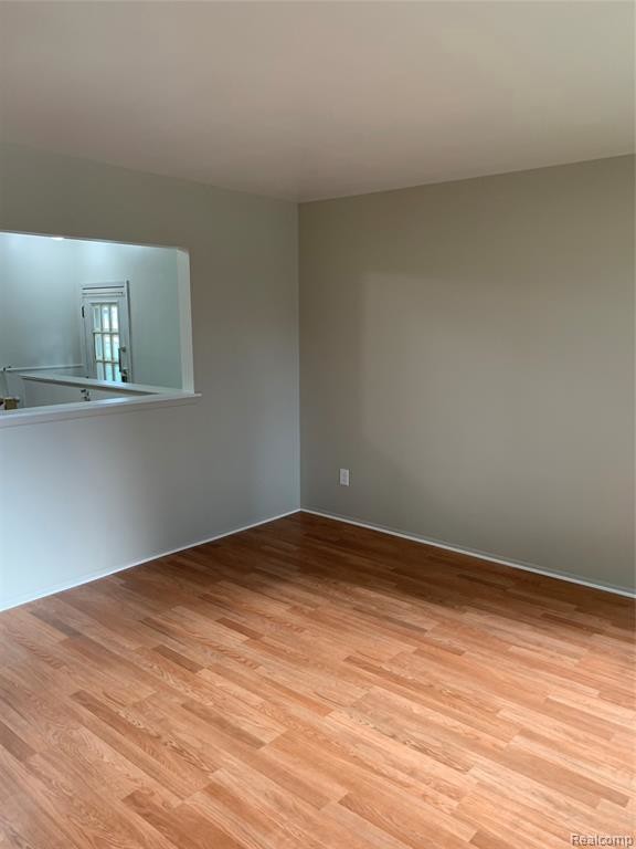 Building Photo - 39124 Muriel Dr