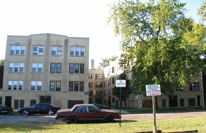 1115 - 1127 E 81st St - 1115-1127 E 81st St