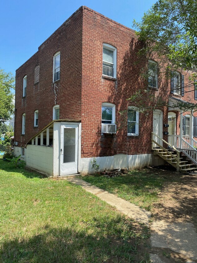 Primary Photo - 5001 Brookwood Rd