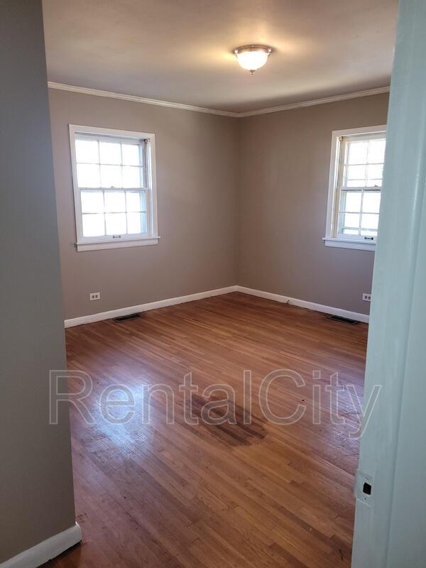 Building Photo - 112 Wheatley Dr