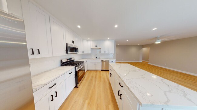 Foto del edificio - 4BD/3BA on Pontiac!!