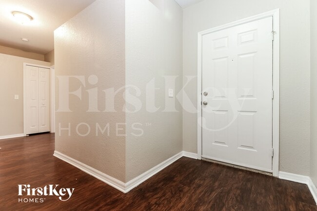 Building Photo - 2849 Peake St