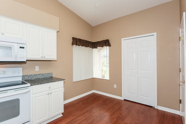 Building Photo - 11018 Whitecap Dr