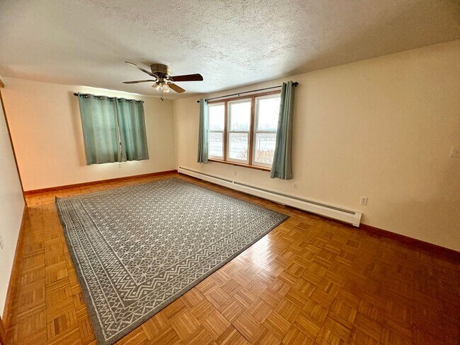 Foto del edificio - 3 Bedroom Rancher in Lebanon!