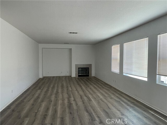 Foto del edificio - 44015 42nd St W