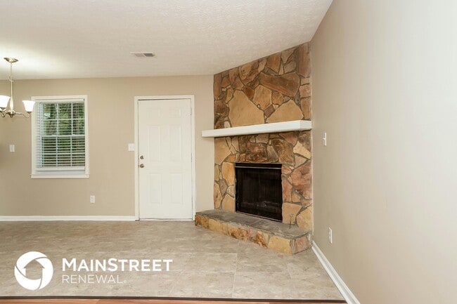 Building Photo - 5845 Bearing Way