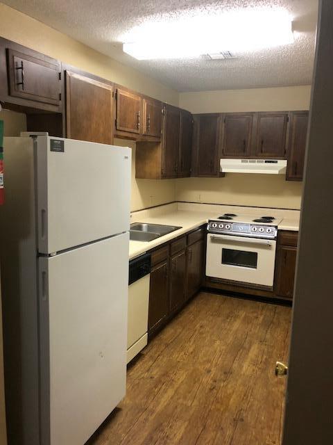 Building Photo - 1103 Hodges St