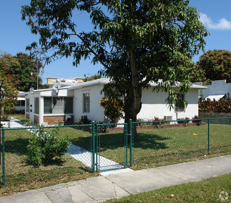 1829 Madison St, Hollywood, FL 33020 Apartments in Hollywood, FL