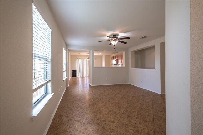 Building Photo - 2023 Ashberry Trail