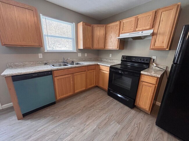 Building Photo - 316 Herbert Ave