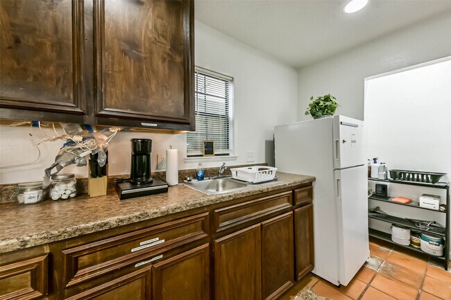 Foto del edificio - 402 Bomar St