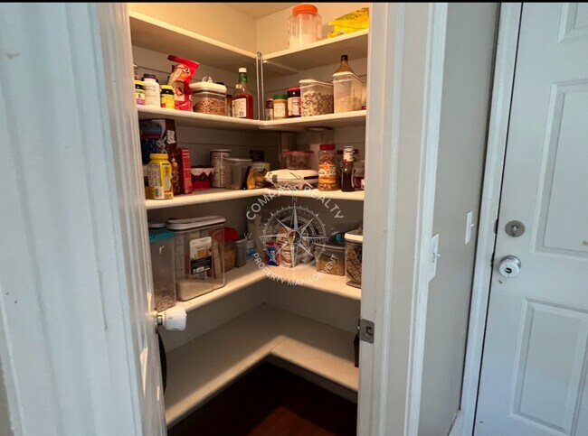 Building Photo - 177 Interlochen Ln