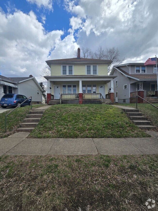 Building Photo - 332-334-334 N Burgess Ave