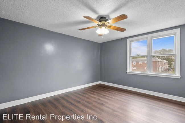 Building Photo - 3 br, 1 bath House - 1028 Cedarwood Road