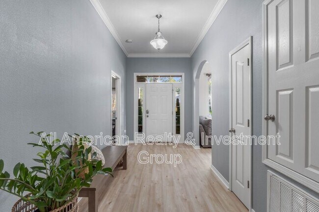 Building Photo - 471 Symphony Way