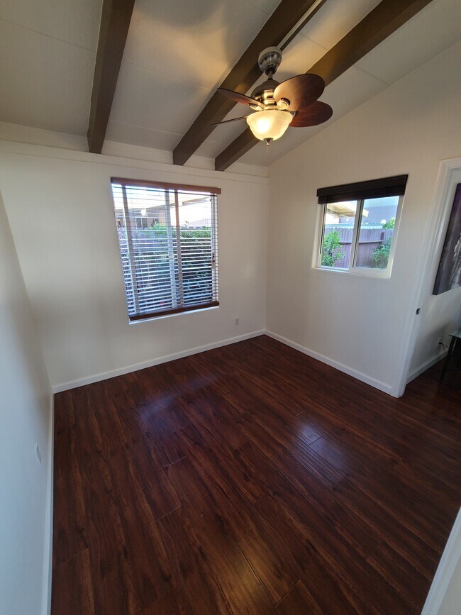 Foto del edificio - 1714 W Southgate Ave