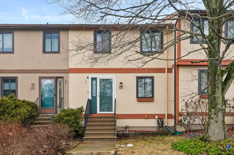 Photo - 131 Bellwood Court - 1