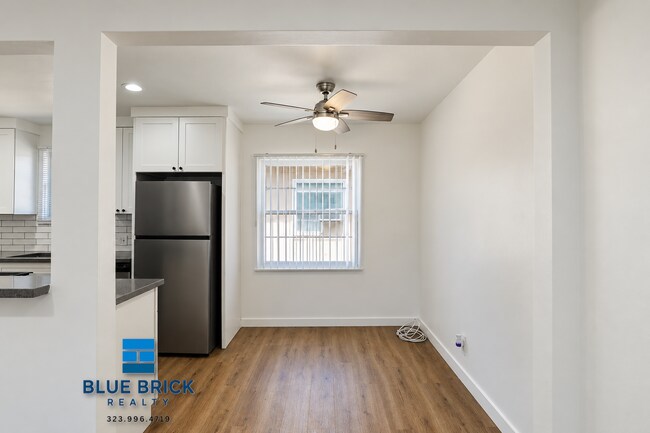 Foto del edificio - 14108 Gilmore St