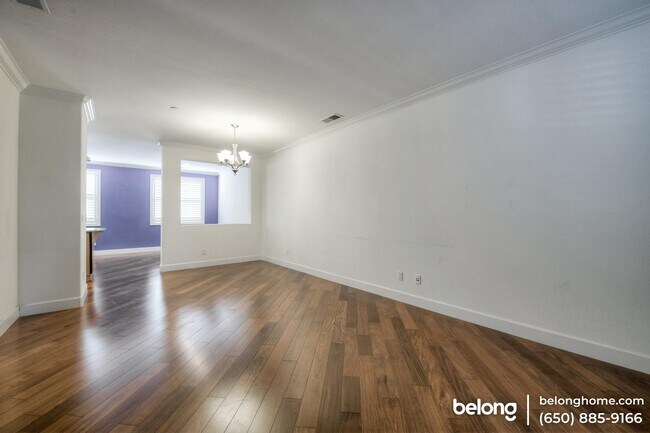 Building Photo - 1032 Jena Ter