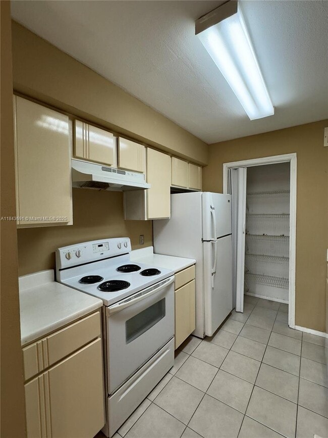 Building Photo - 2341 NW 33rd St