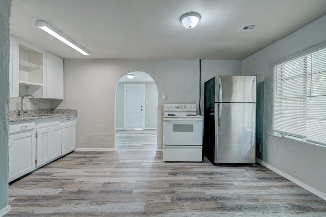 Foto del edificio - 2 bed, 1 bath home in Norman, OK