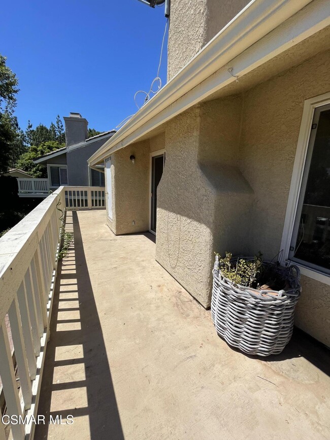 Building Photo - 668 Cervantes Ct