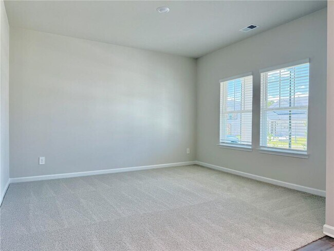 Building Photo - 2909 Sweet Red Cir