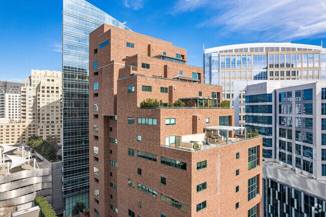 Foto del edificio - 1999 McKinney Ave