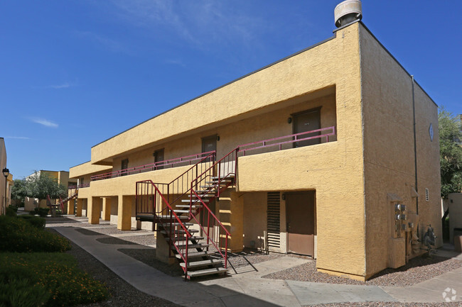 Paloma Village Apartments