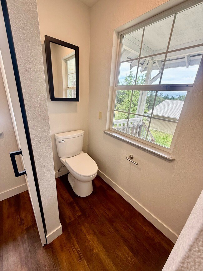 Foto del edificio - 16083 Indian Springs Ranch Rd