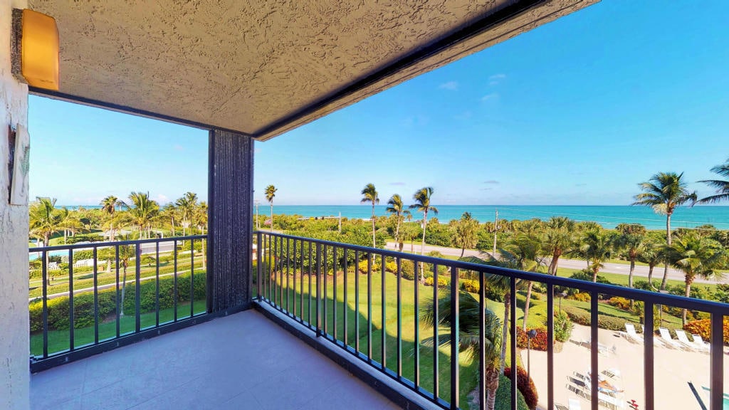 5047 N Hwy A1A Unit 403 Photo